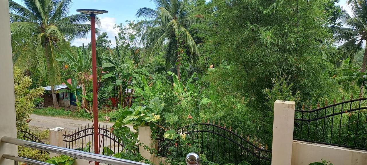Soul Travellers Dagatan Castle Hotel บาดิอัน ภายนอก รูปภาพ